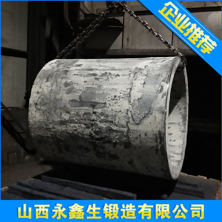 大型液壓油缸及導(dǎo)向套鍛件